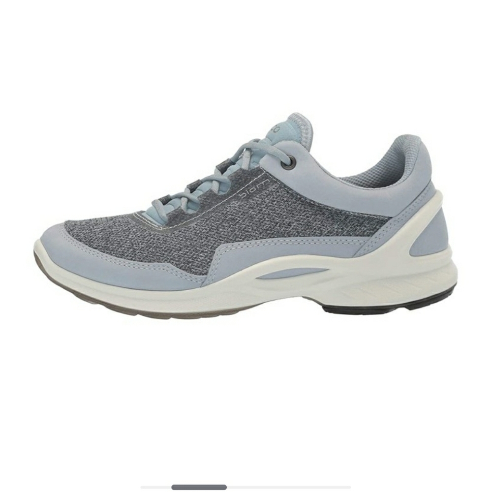 NWT Ecco Biom Fjuel W Low Tex Dusty Blue Sneakers